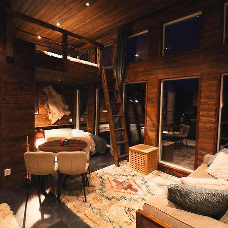 Reindeer River Lights Lodge Кіруна Екстер'єр фото