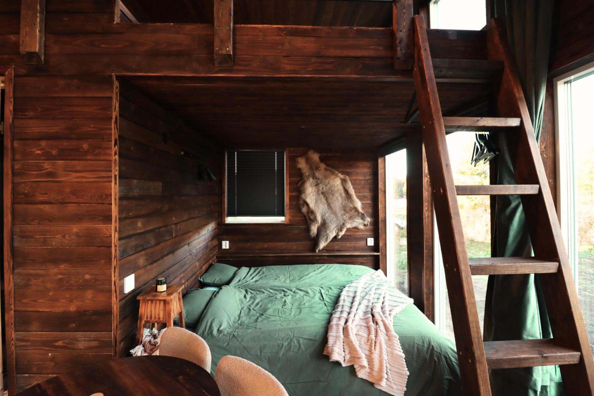 Reindeer River Lights Lodge Кіруна Екстер'єр фото